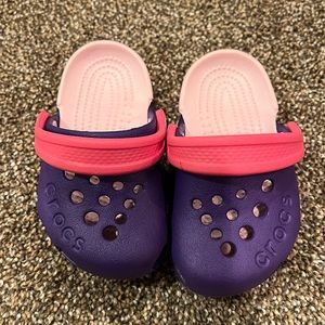 Crocs toddler size 4